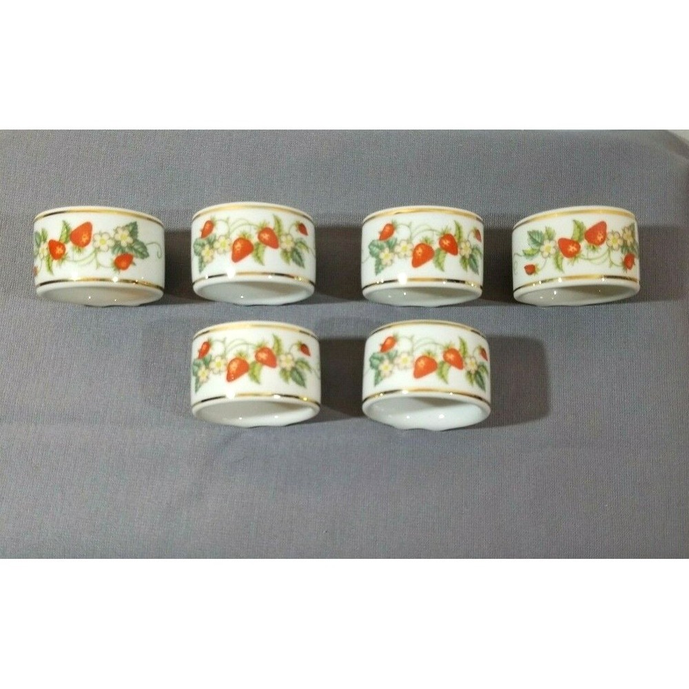 Set of 6 Avon Strawberry Vine Design Napkin Rings Ceramic Gold Trim Made Brazil